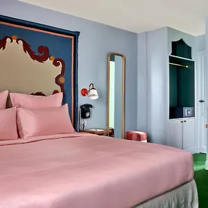 **** Hotel D'angleterre Champs Elysées France