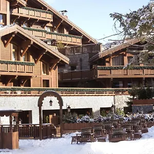 ***** Hotel Barrière Les Neiges France