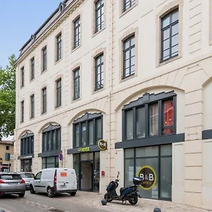 ** Hotel Castres Centre Gambetta France