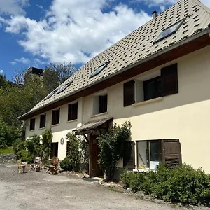 Hotel De, Pra Loup